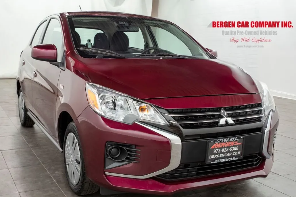 2024 Mitsubishi Mirage ES photo 1