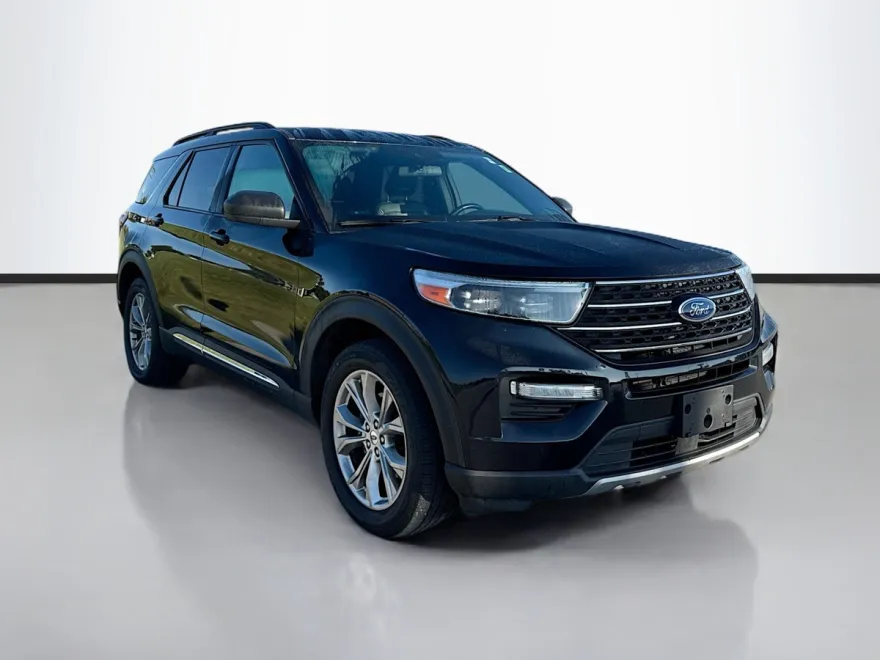 2020 Ford Explorer XLT photo 1