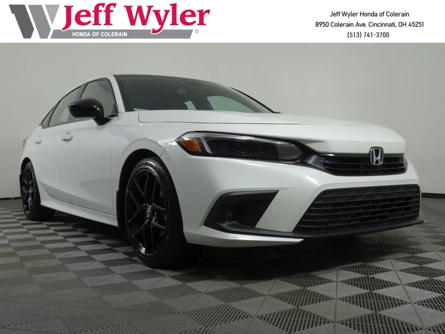2024 Honda Civic Sport photo 1