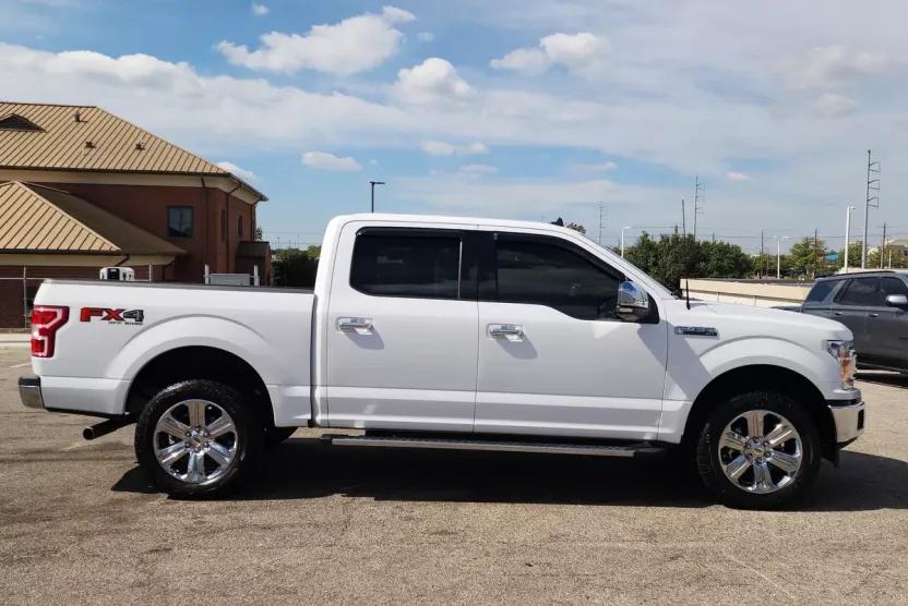 2020 Ford F-150 XLT photo 1