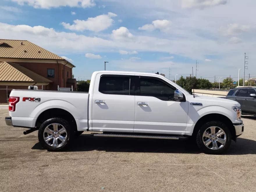 2020 Ford F-150 XLT photo 1