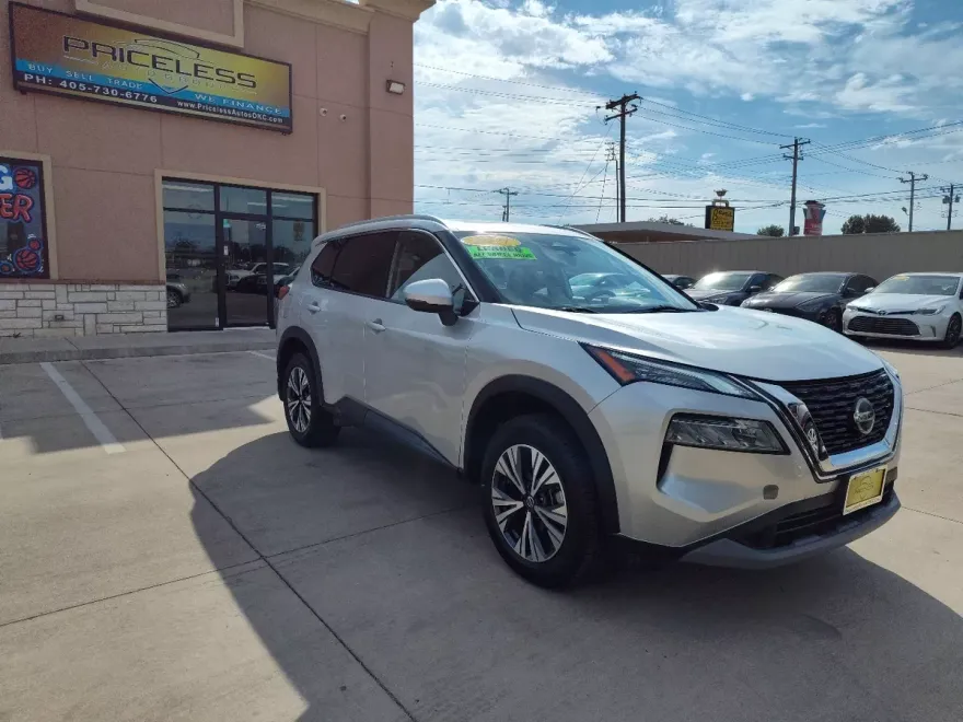 2021 Nissan Rogue SV AWD photo 1