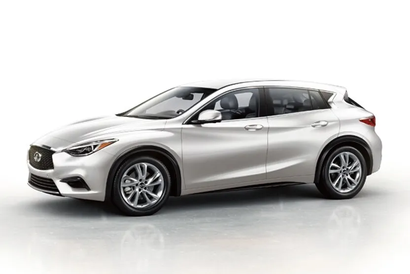 2018 Infiniti QX30 Premium photo 1