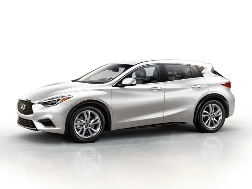 2018 Infiniti QX30 Premium photo 1