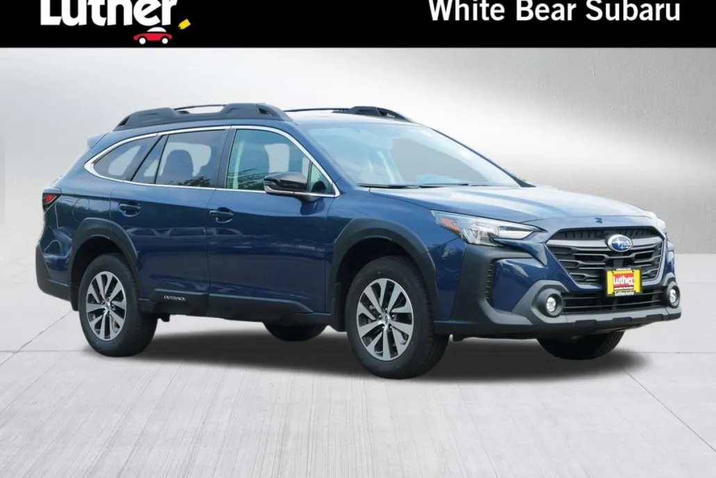 2025 Subaru Outback Premium photo 1