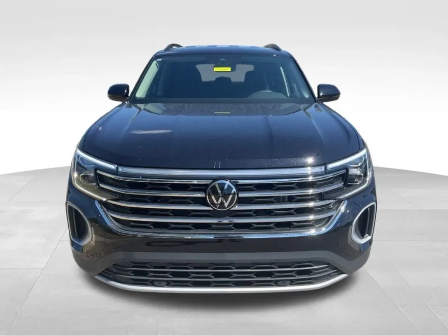 2026 Volkswagen Atlas SE photo 1