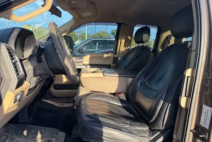 2016 Ford F-150 XLT photo 1