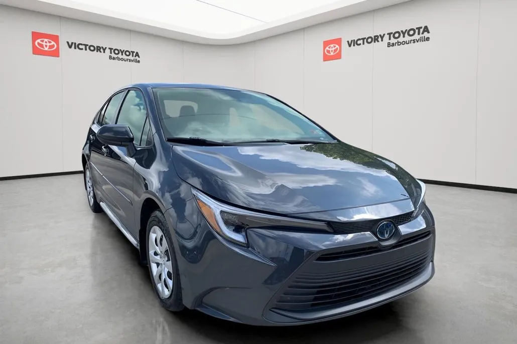 2024 Toyota Corolla Hybrid LE photo 1