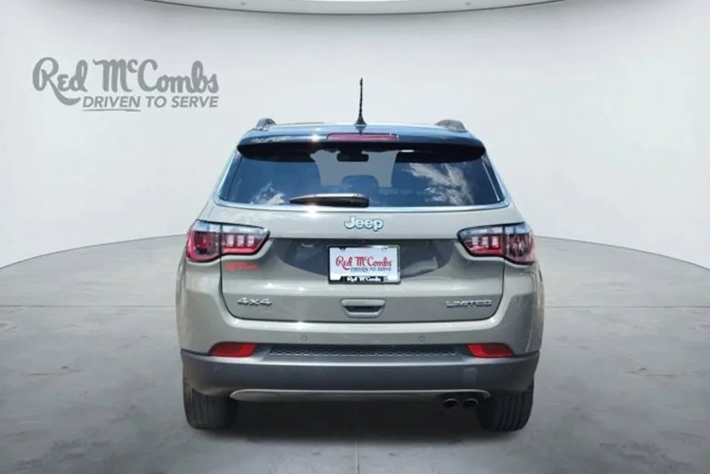 2022 Jeep Compass Limited photo 1