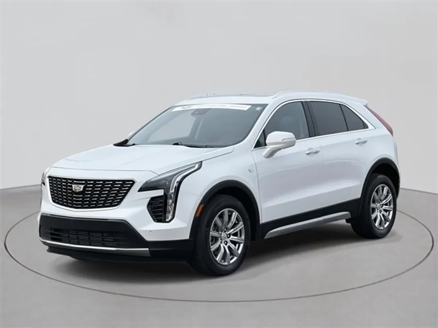 2023 Cadillac XT4 Premium Luxury photo 1