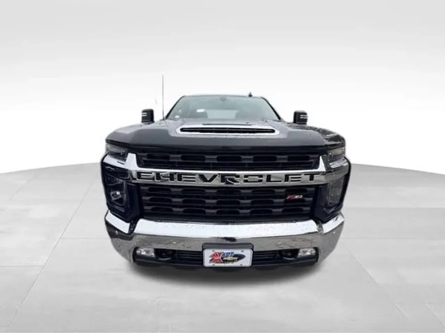2022 Chevrolet Silverado 2500HD LT photo 1