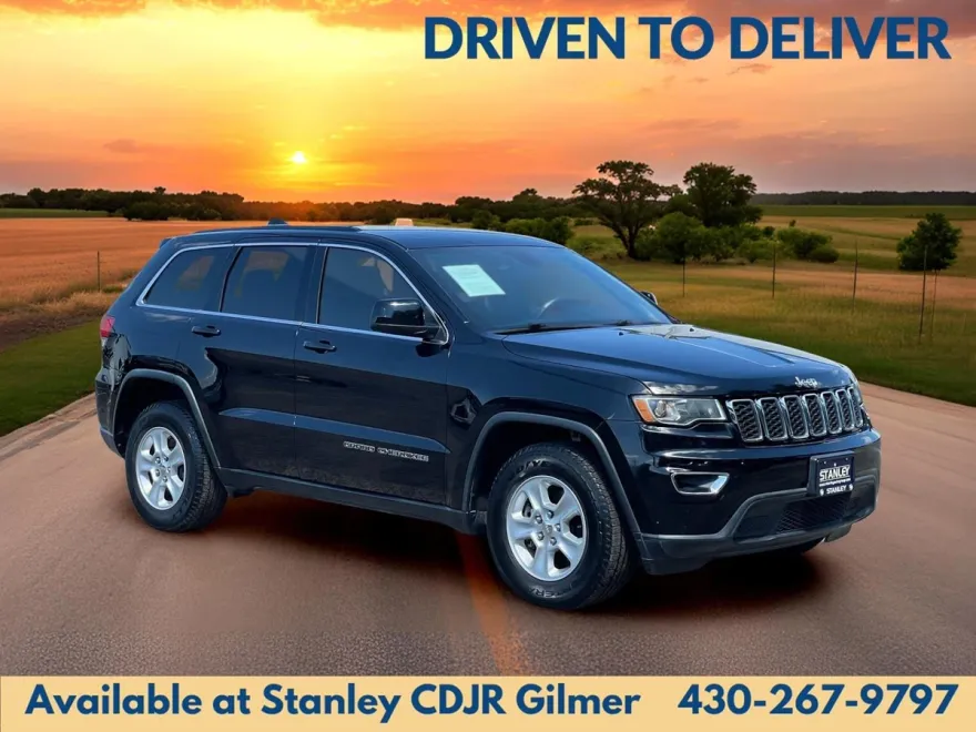 2017 Jeep Grand Cherokee Laredo photo 1