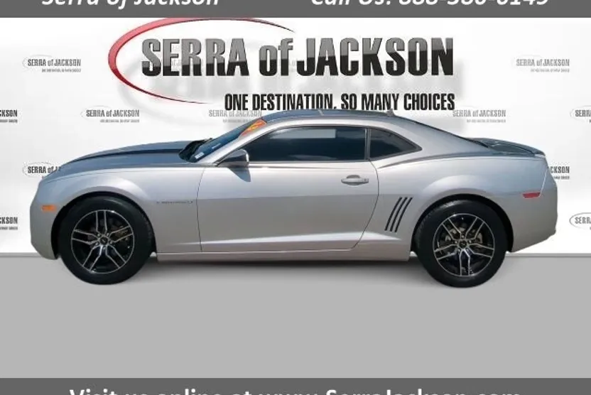 2013 Chevrolet Camaro LS photo 1