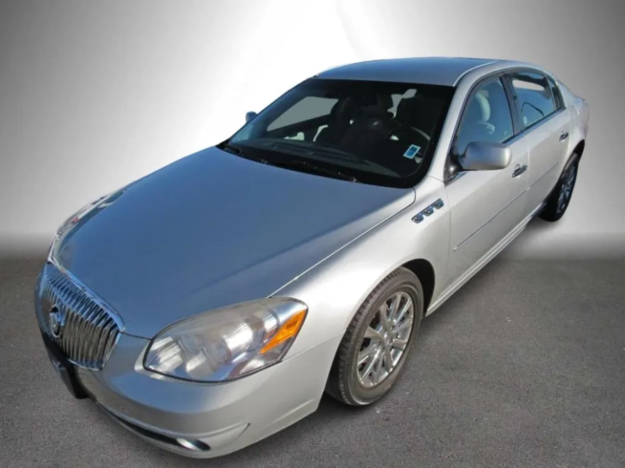 2011 Buick Lucerne CXL photo 1