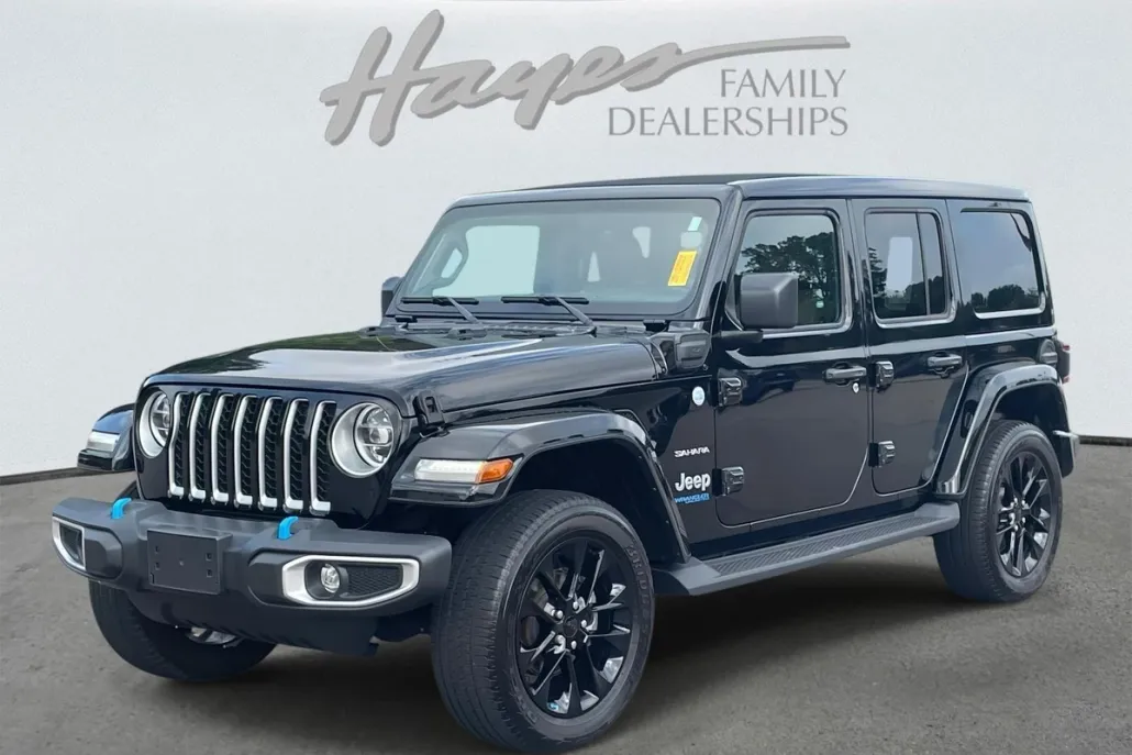 2022 Jeep Wrangler 4xe Unlimited Sahara photo 1
