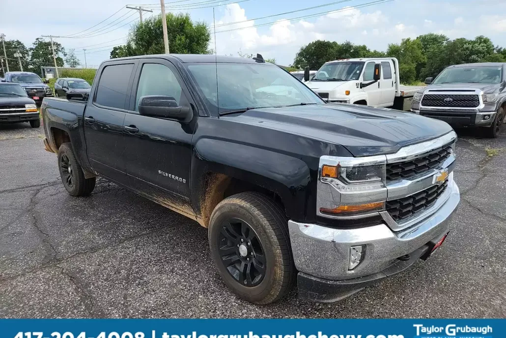 2018 Chevrolet Silverado 1500 LT photo 1