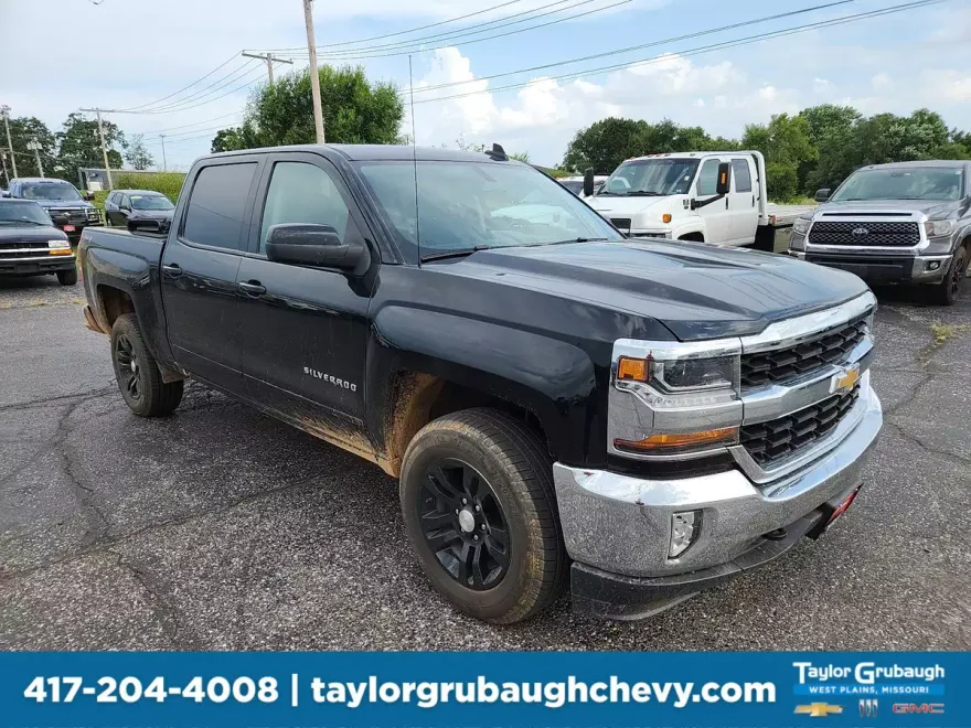 2018 Chevrolet Silverado 1500 LT photo 1