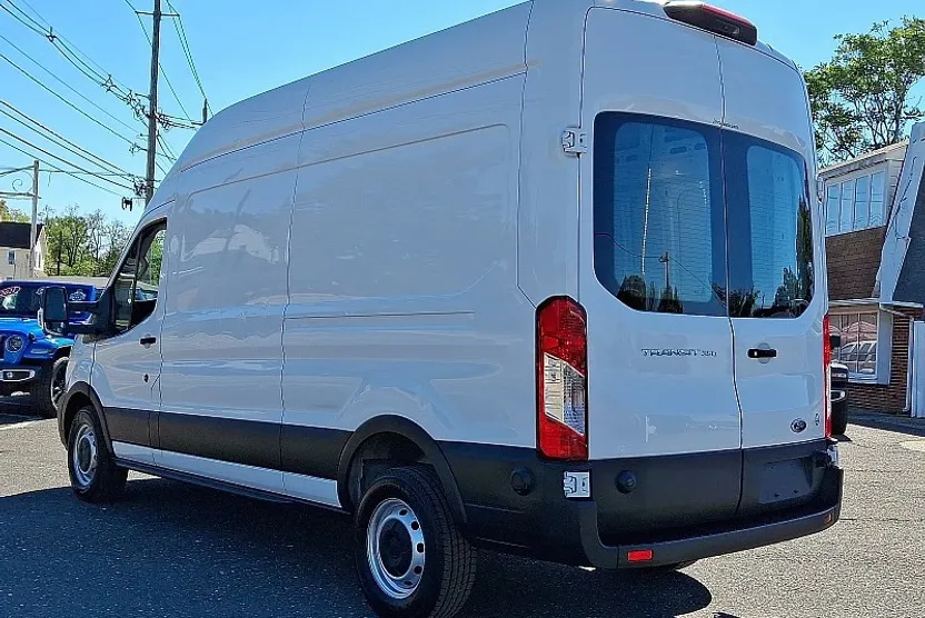2020 Ford Transit Cargo Van photo 1