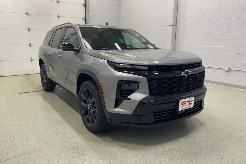2026 Chevrolet Traverse RS photo 1