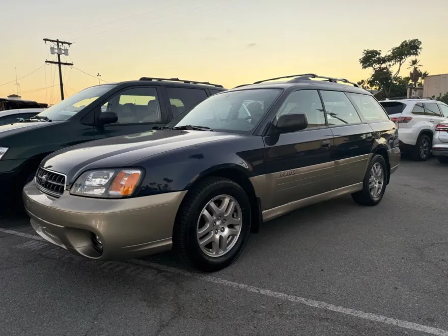 2003 Subaru Outback photo 1