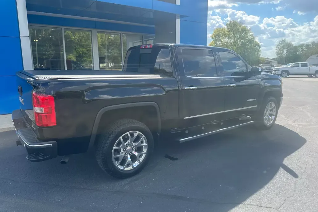 2015 Gmc Sierra 1500 SLT photo 1