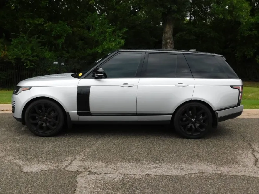 2020 Land Rover Range Rover P525 HSE photo 1