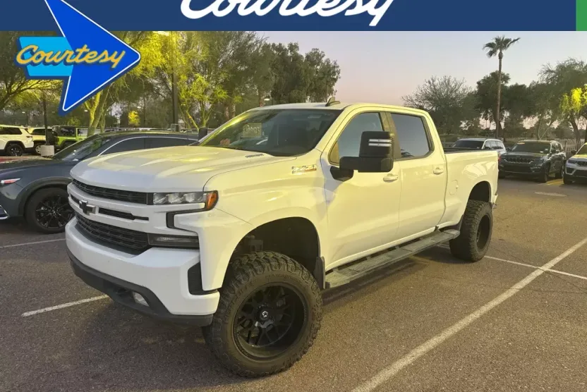 2021 Chevrolet Silverado 1500 RST photo 1