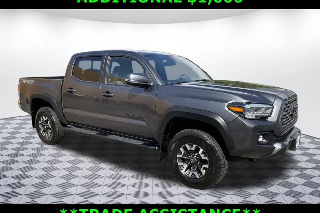 2023 Toyota Tacoma TRD photo 1