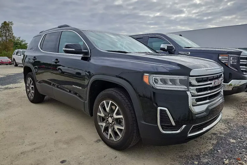 2023 Gmc Acadia SLE photo 1