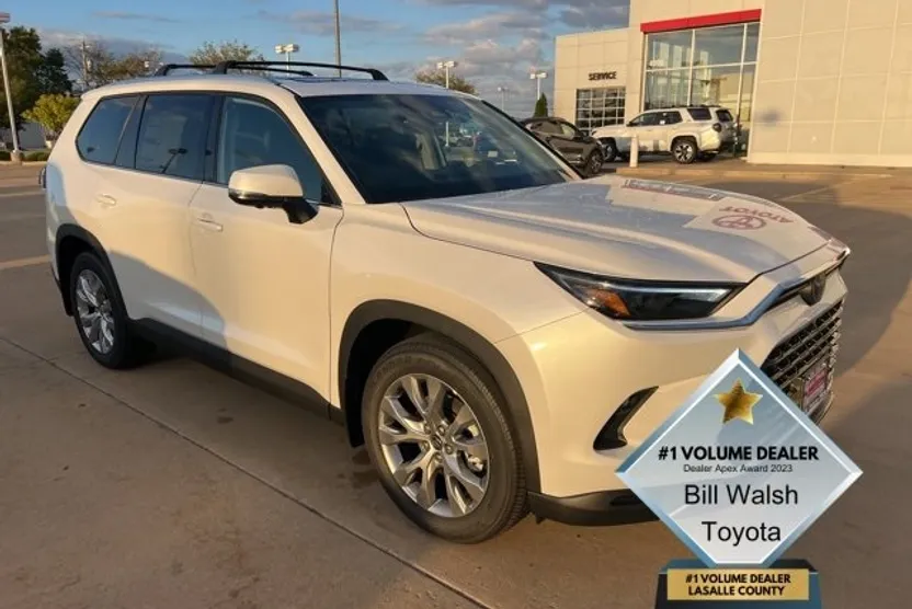2026 Toyota Grand Highlander Limited photo 1