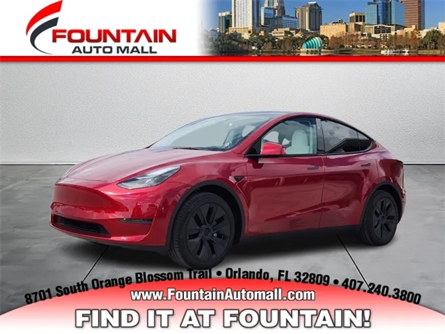 2025 Tesla Model Y Long Range photo 1