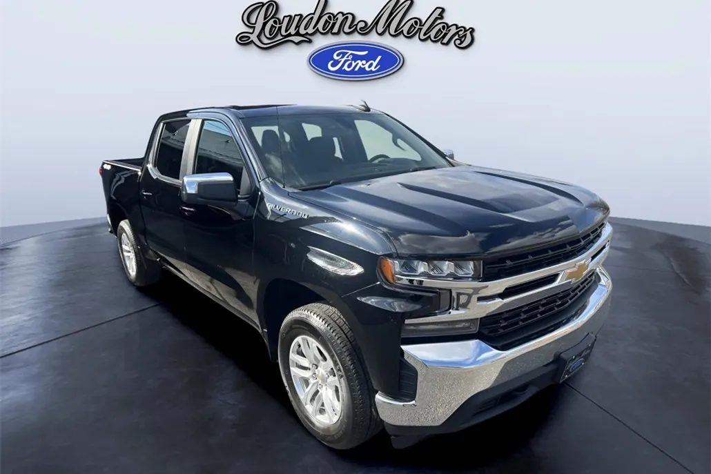 2022 Chevrolet Silverado 1500 LT photo 1