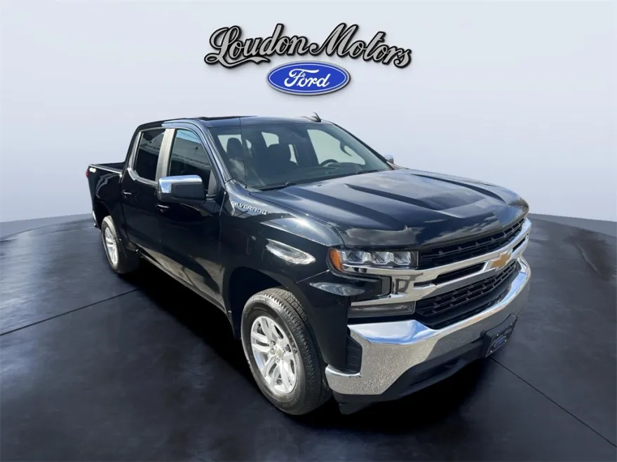 2022 Chevrolet Silverado 1500 LT photo 1
