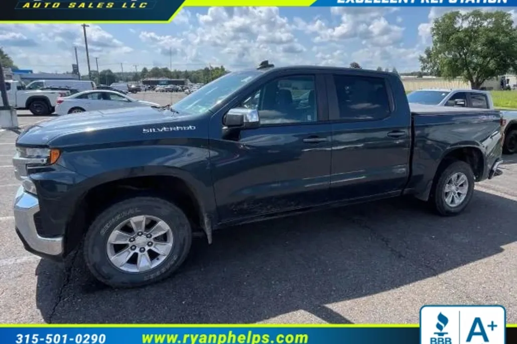 2019 Chevrolet Silverado 1500 LT photo 1