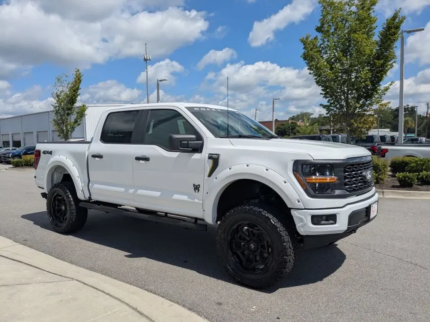 2025 Ford F-150 STX photo 1