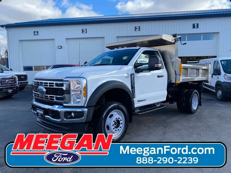 2024 Ford F-550 XL photo 1