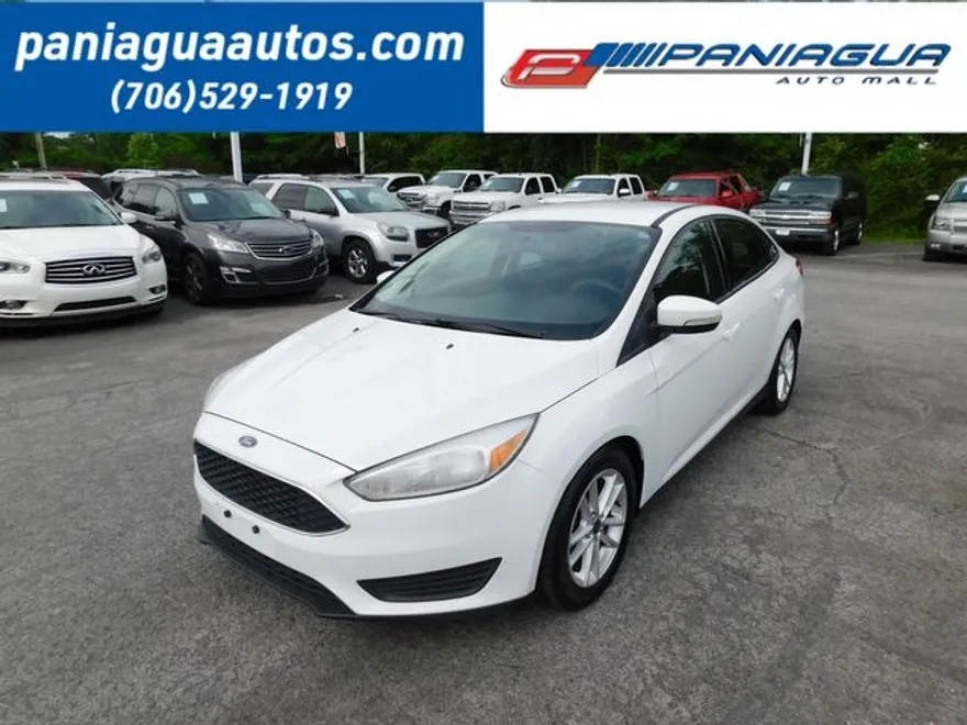 2016 Ford Focus SE photo 1