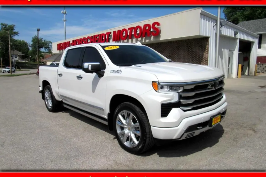 2023 Chevrolet Silverado 1500 High Country photo 1