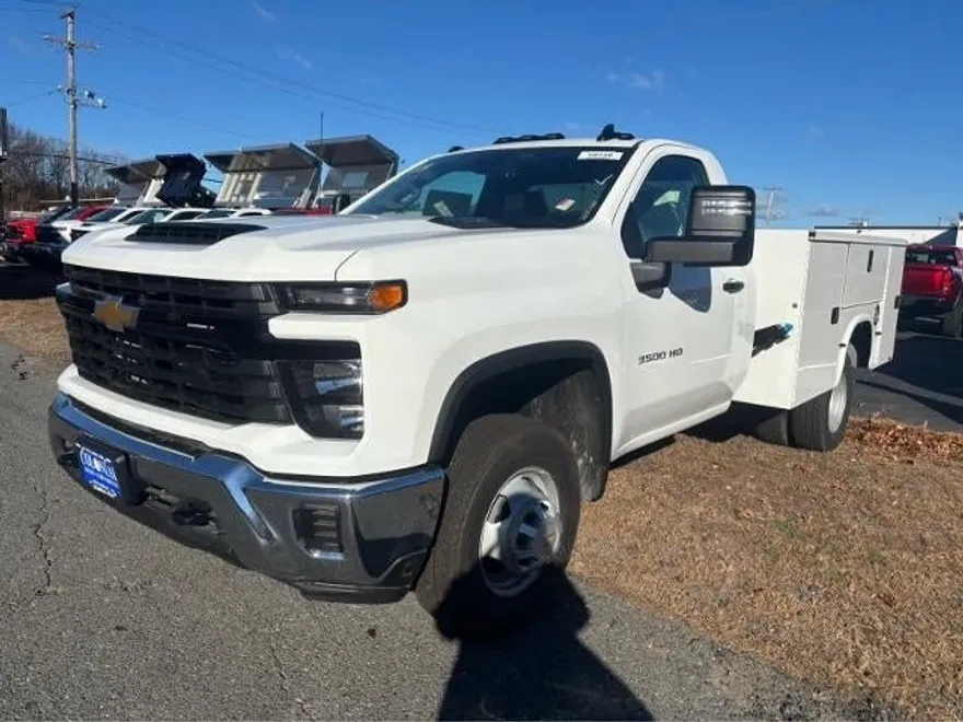 2024 Chevrolet Silverado 3500HD Work Truck photo 1