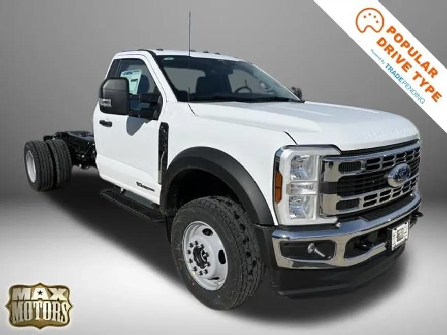 2024 Ford F-600 photo 1