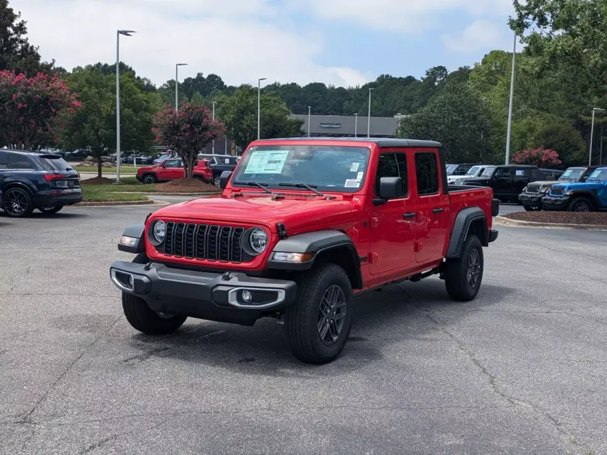 2025 Jeep Gladiator Sport S photo 1