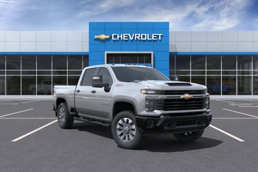 2025 Chevrolet Silverado 2500HD Custom photo 1