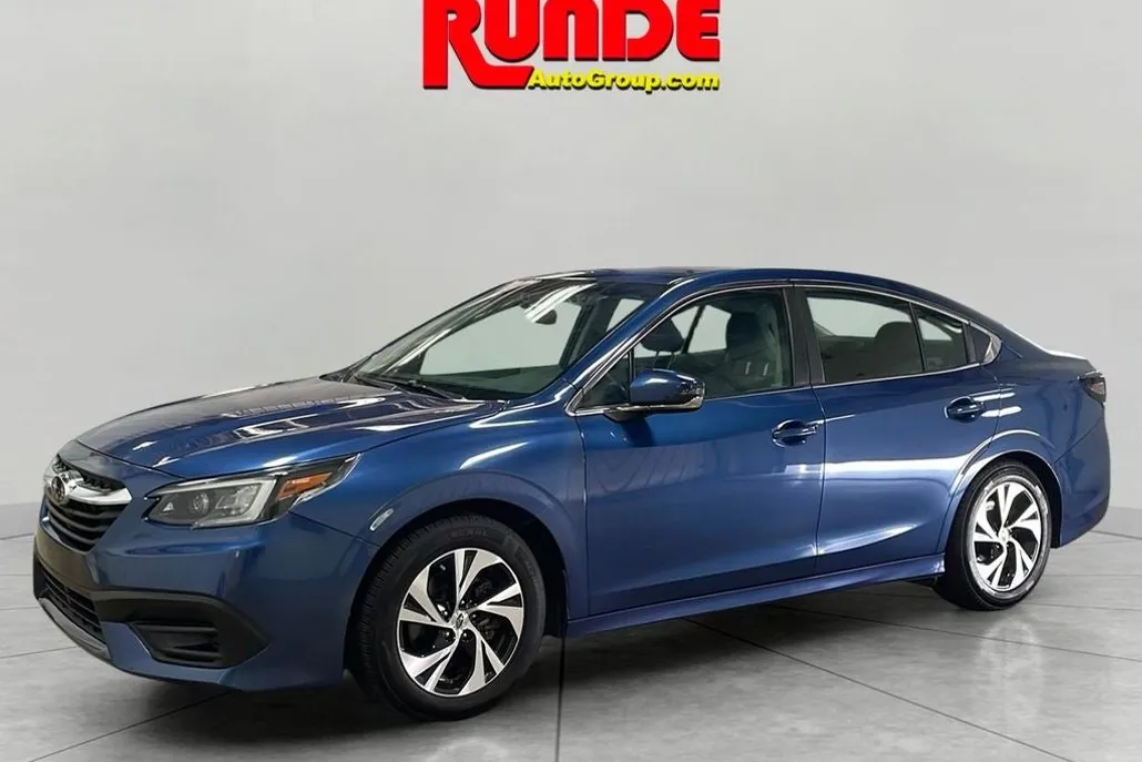 2022 Subaru Legacy Premium photo 1