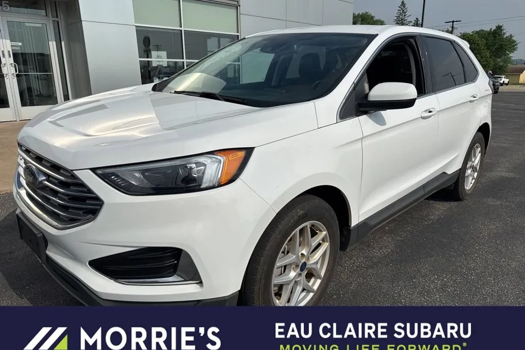 2022 Ford Edge SEL photo 1