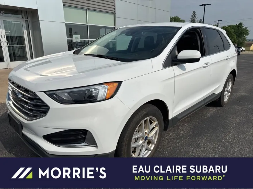 2022 Ford Edge SEL photo 1