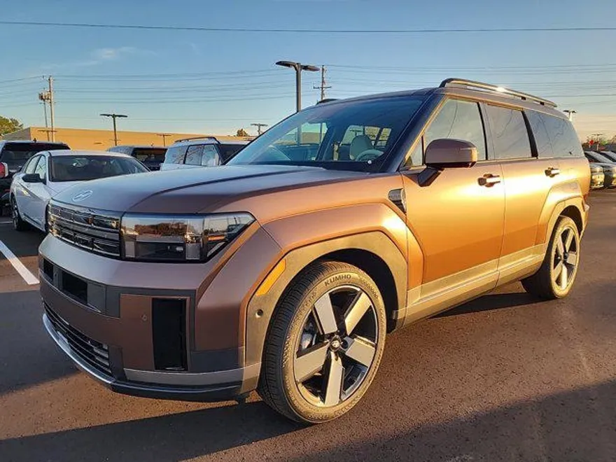 2025 Hyundai Santa Fe Limited photo 1