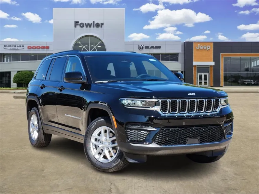 2025 Jeep Grand Cherokee Laredo X photo 1