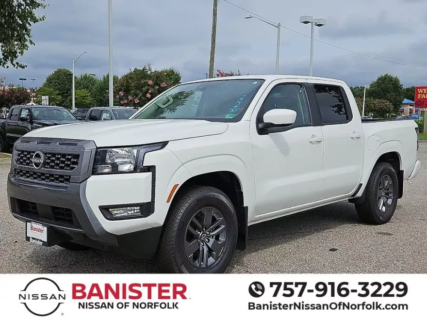 2025 Nissan Frontier SV photo 1