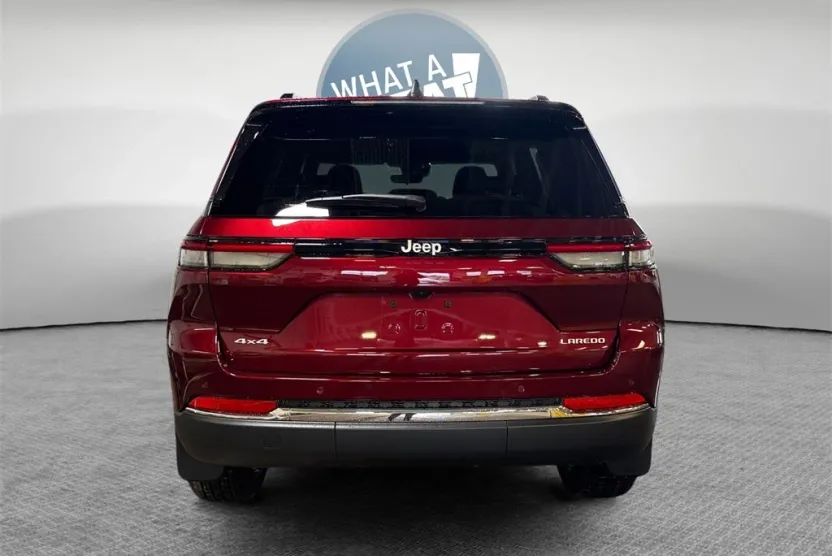 2025 Jeep Grand Cherokee Base photo 1