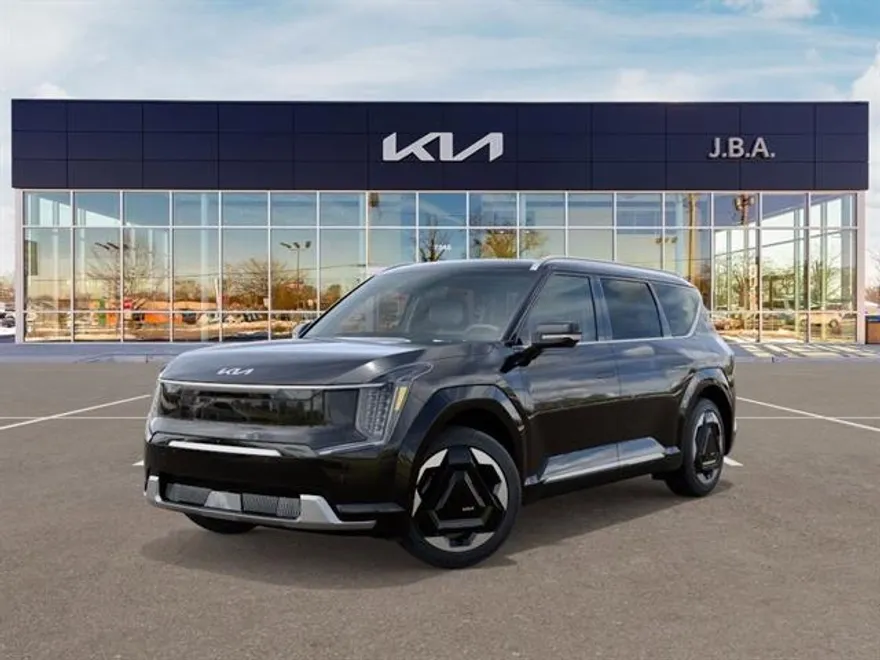 2026 Kia EV9 Land photo 1
